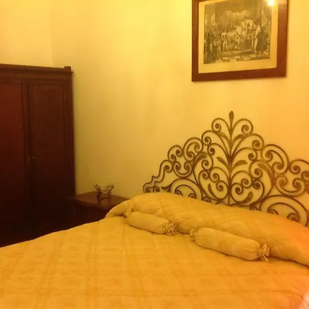 Palazzo Manfredi * Pieve di Teco