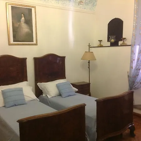 Palazzo Manfredi Tatil Evi