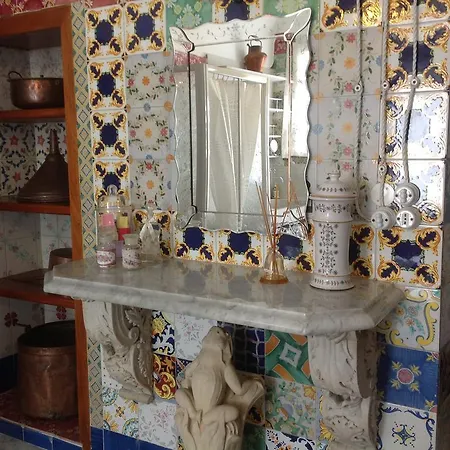 Palazzo Manfredi Tatil Evi